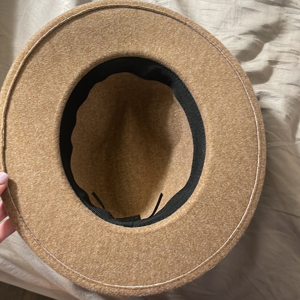 Tan hat - Picture 3 of 3